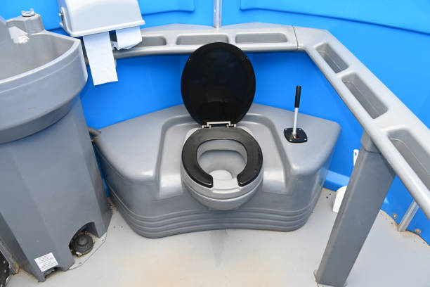 Portable Toilet Options We Offer in Gillespie, IL